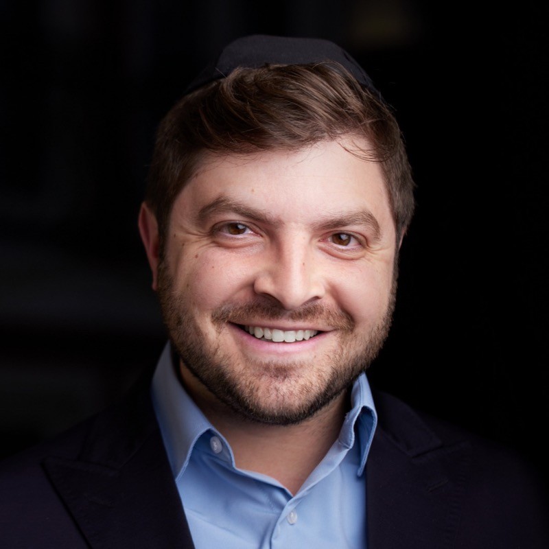 https://levionwfm.com/wp-content/uploads/2025/05/naftali.jpg